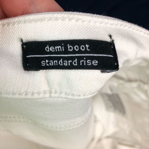 ⚫️⚫️⚫️ Sanctuary Denim White Stretch Jean - Picture 14 of 16